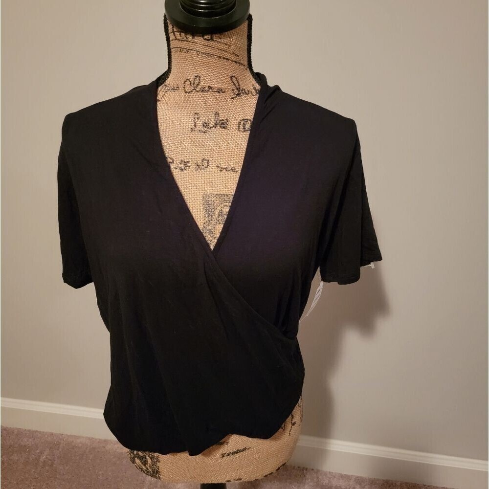 Chelsea 28 black faux wrap top